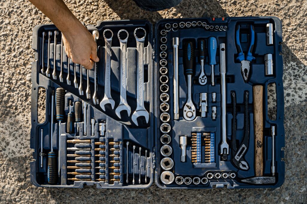 Kemper Tools for Clay: A Complete Tool Guide for Ceramic Artists